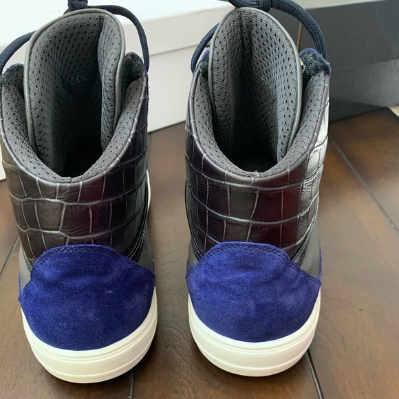 Versace Sneakers - Picture 3 of 6